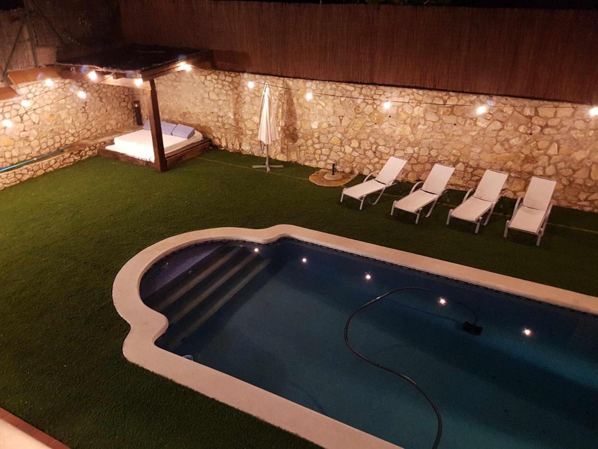 Mas Mestre Con Una Capacidad De 6 A 8 Huespedes Cerca De Sitges Olivella Luaran gambar
